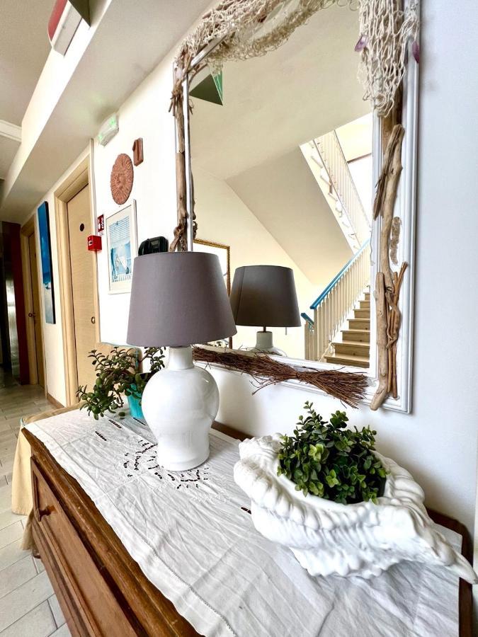Hotel Giorgetti Orange Беллария-Иджеа-Марина Экстерьер фото