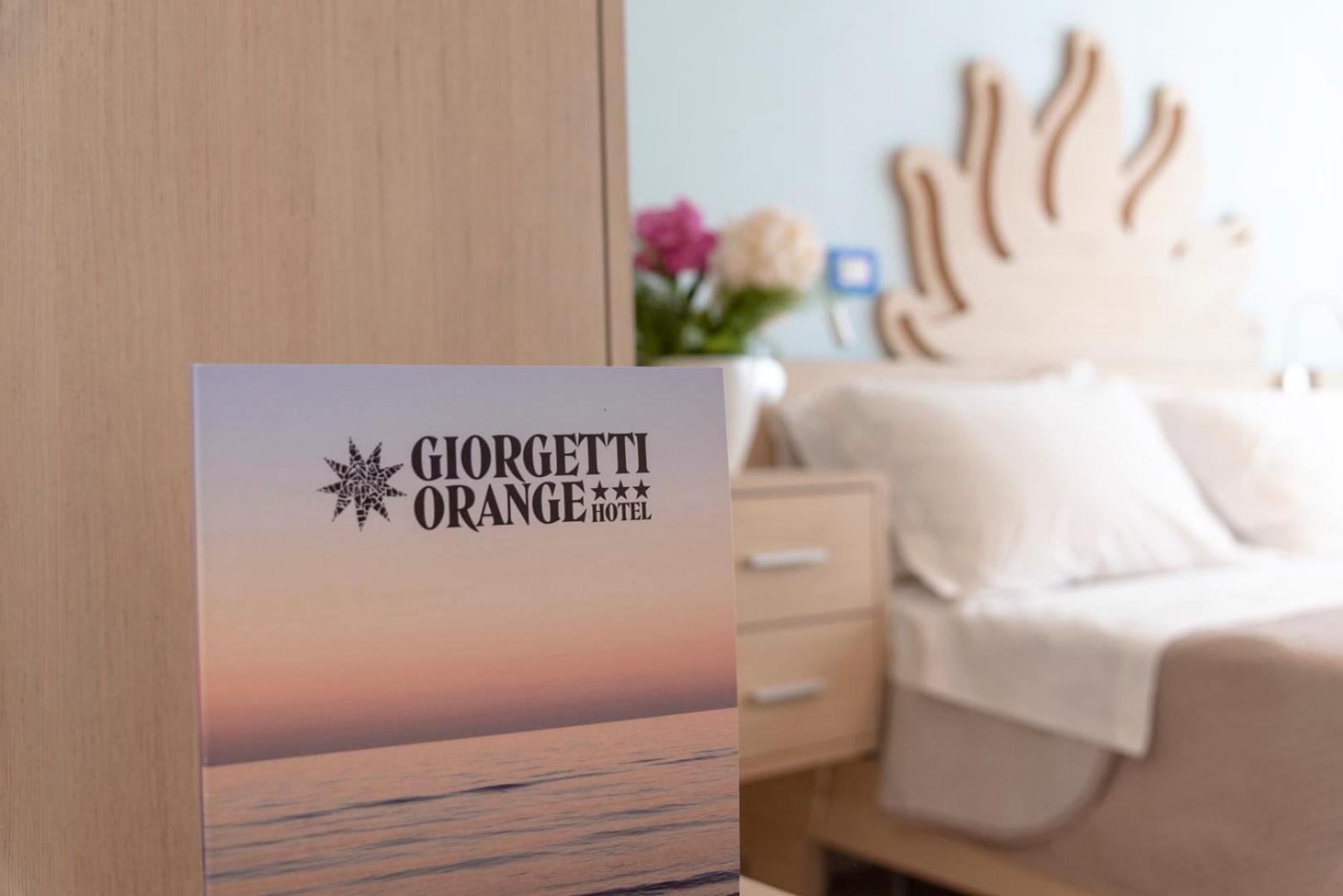 Hotel Giorgetti Orange Беллария-Иджеа-Марина Экстерьер фото
